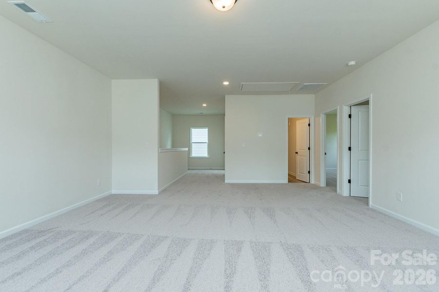 Spacious, unfurnished interior of a new home in Country Club Village, Salisbury (Image 29).