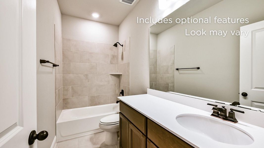 Furnished interior view inside a new home in Woodhavyn 50', Magnolia (Image 8).
