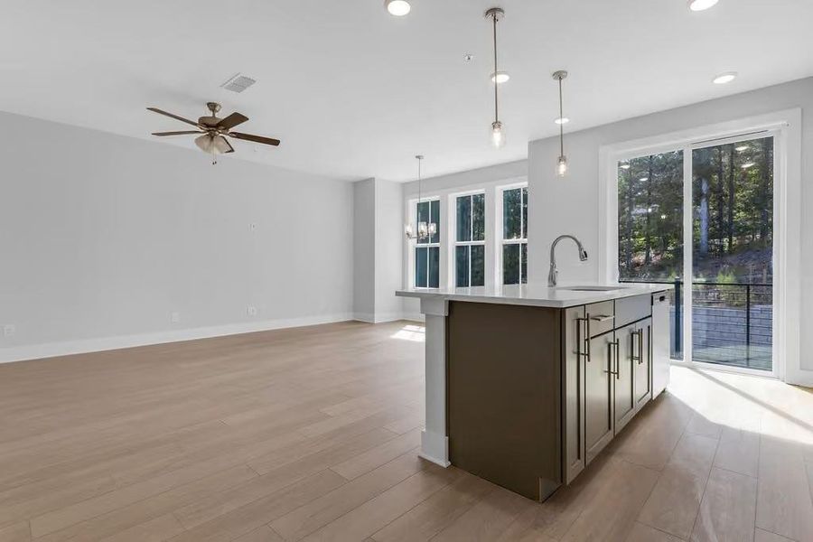 Spacious, unfurnished interior of a new home in Echo Park, Suwanee (Image 15). Spacious, unfurnished interior of a new home in Echo Park, Suwanee (Image 15).