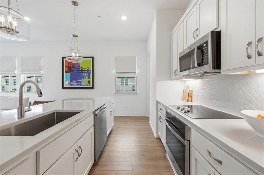 Furnished interior view inside a new home in , Mansfield (Image 15).
