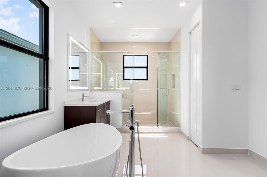 Furnished interior view inside a new home in , Boca Raton (Image 17).