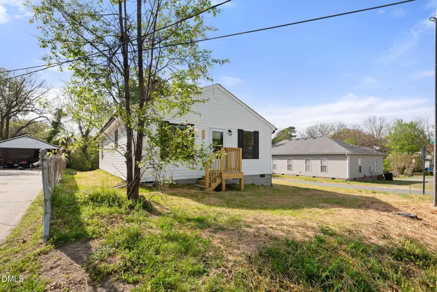 Left side view of home from street