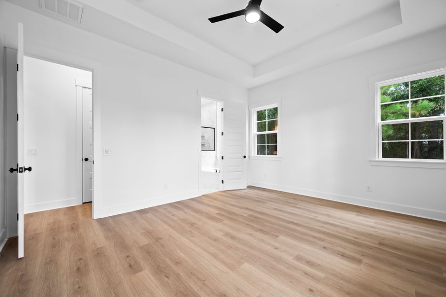Representative unfurnished interior of a home built from the Sara by Hunter Quinn Homes in Palm Coast Homes, Palm Coast (Image 16).