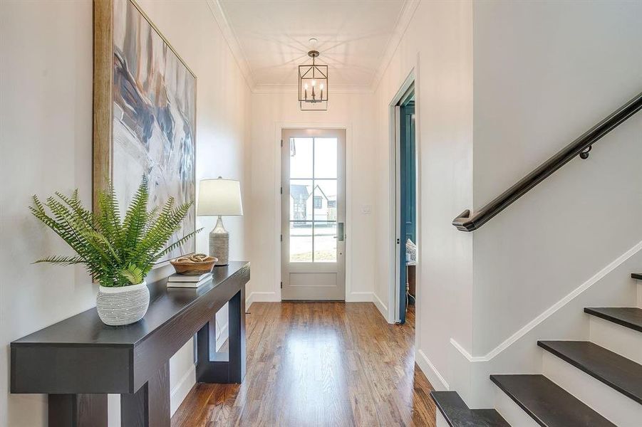 Furnished interior view inside a new home in , Grapevine (Image 13).