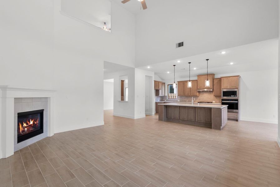 Image 34 of a home in COLTON.