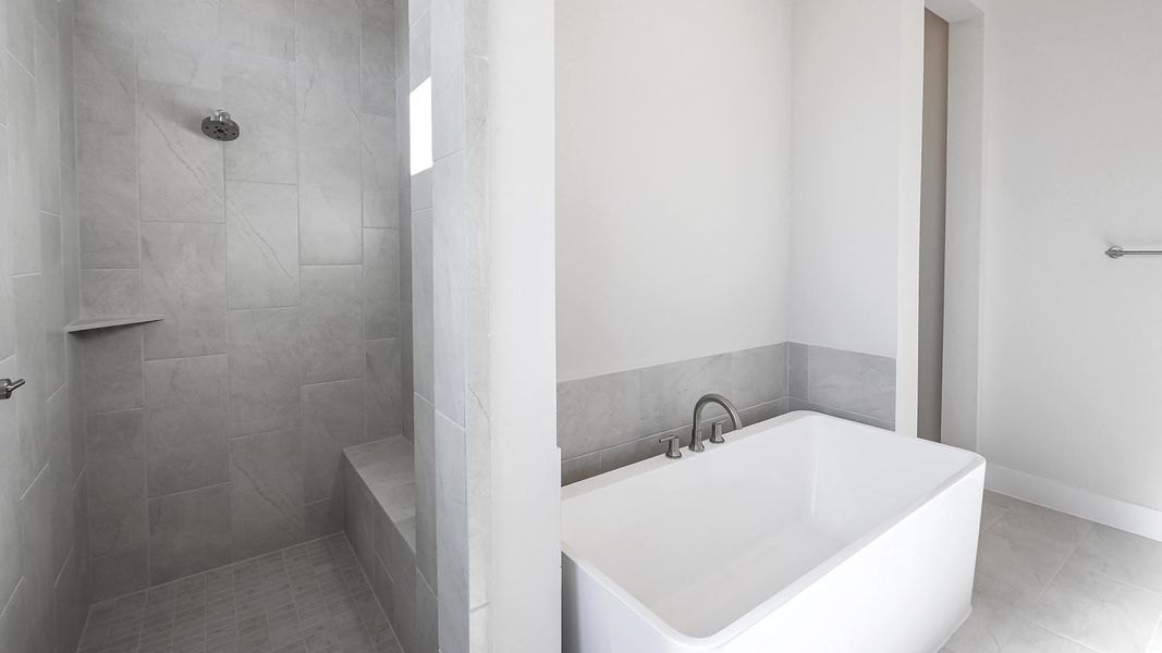 Furnished interior view inside a new home in Juniper Springs, Lockhart (Image 13).