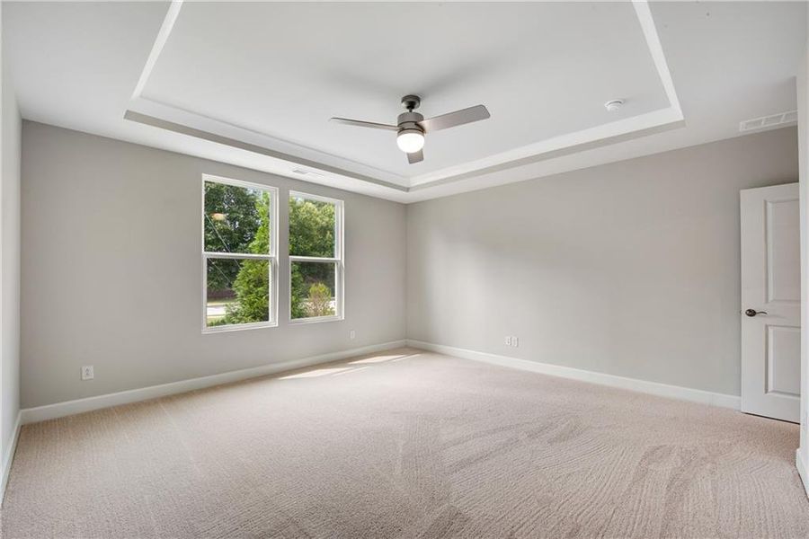 Spacious, unfurnished interior of a new home in Lakecrest, Buford (Image 26).