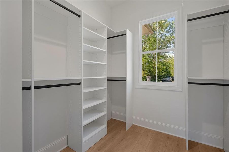 Furnished interior view inside a new home in , Calhoun (Image 9).