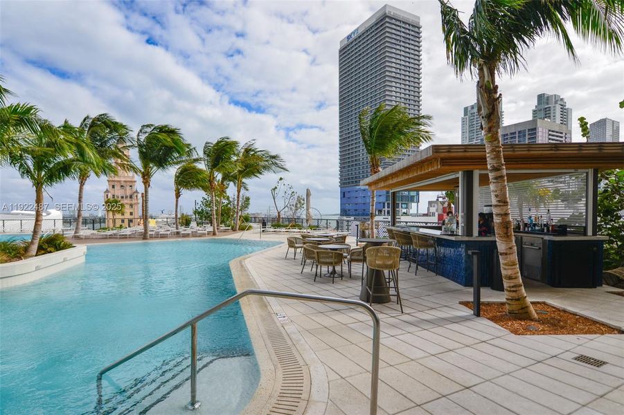 Condo located in Miami, FL showcasing its design and architecture (Image 3). Condo located in Miami, FL showcasing its design and architecture (Image 3).