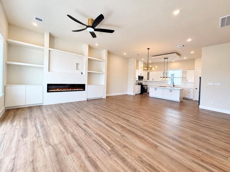 Spacious, unfurnished interior of a new home in , Houston (Image 26). Spacious, unfurnished interior of a new home in , Houston (Image 26).