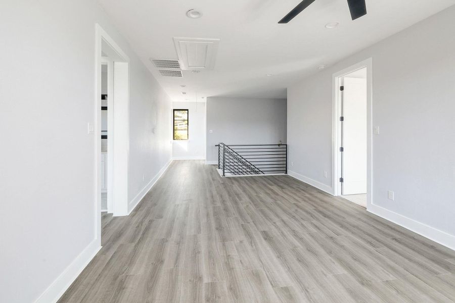 Spacious, unfurnished interior of a new home in , Austin (Image 38).