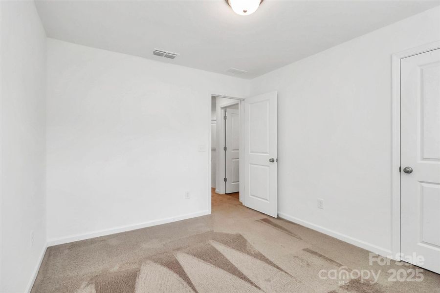 Spacious, unfurnished interior of a new home in Sunbriar, Charlotte (Image 14).