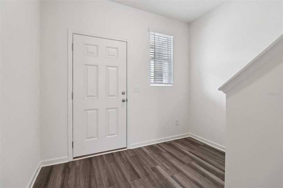 Spacious, unfurnished interior of a new home in Temples Crossing, Davenport (Image 19).