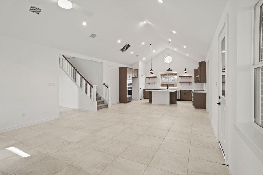 Bright open floor plan (*Photo not of actual home and used for illustration purposes only.) Bright open floor plan (*Photo not of actual home and used for illustration purposes only.)