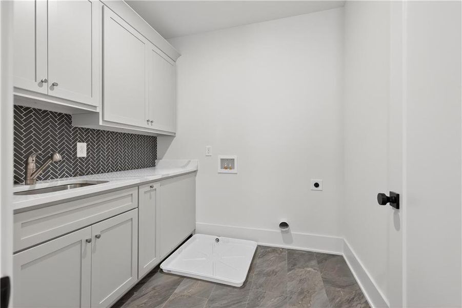 Furnished interior view inside a new home in Town Farms, Peachtree Corners (Image 19).