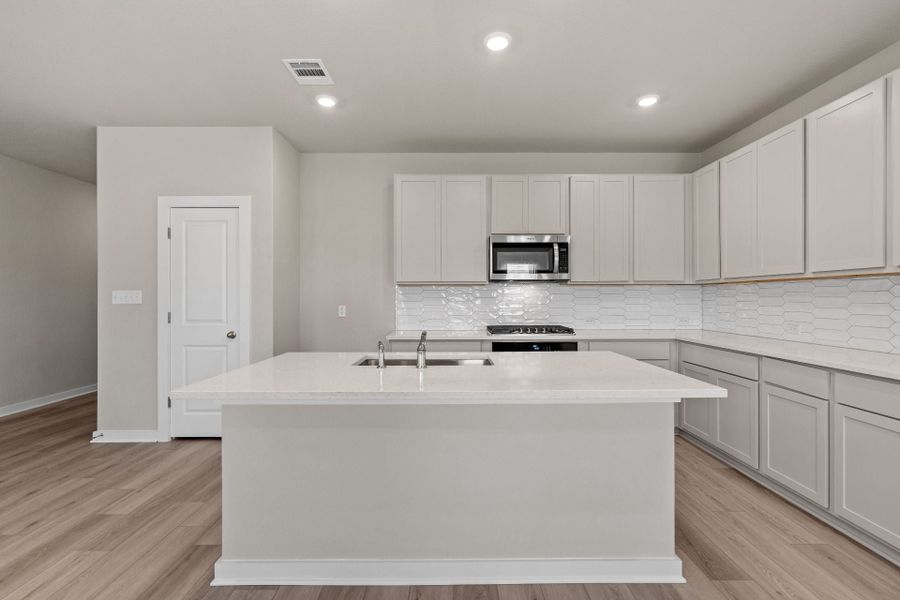 New Home in Elgin, TX.  - Slide 13