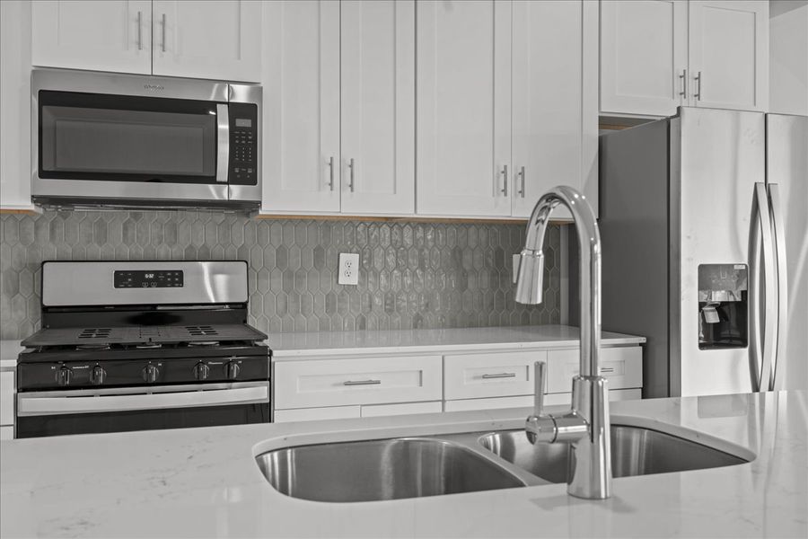 Furnished interior view inside a new home in Creek Ridge - Heritage Collection, Spartanburg (Image 4).