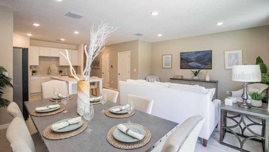 Furnished interior view inside a new home in , Lakeland (Image 17).