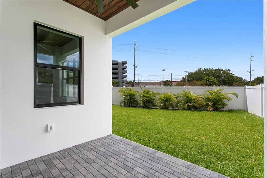 Exterior details and patio area of a home in , Tampa (Image 3).