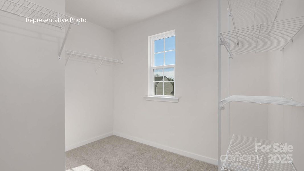 Spacious, unfurnished interior of a new home in Clark Creek Landing, Lincolnton (Image 25).