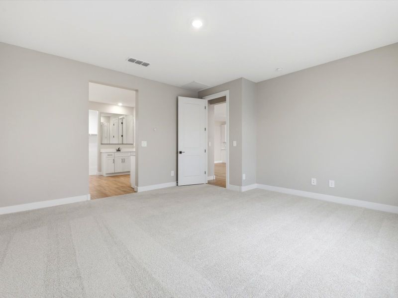 Spacious, unfurnished interior of a new home in Legacy Place, Glendale (Image 15). Spacious, unfurnished interior of a new home in Legacy Place, Glendale (Image 15).