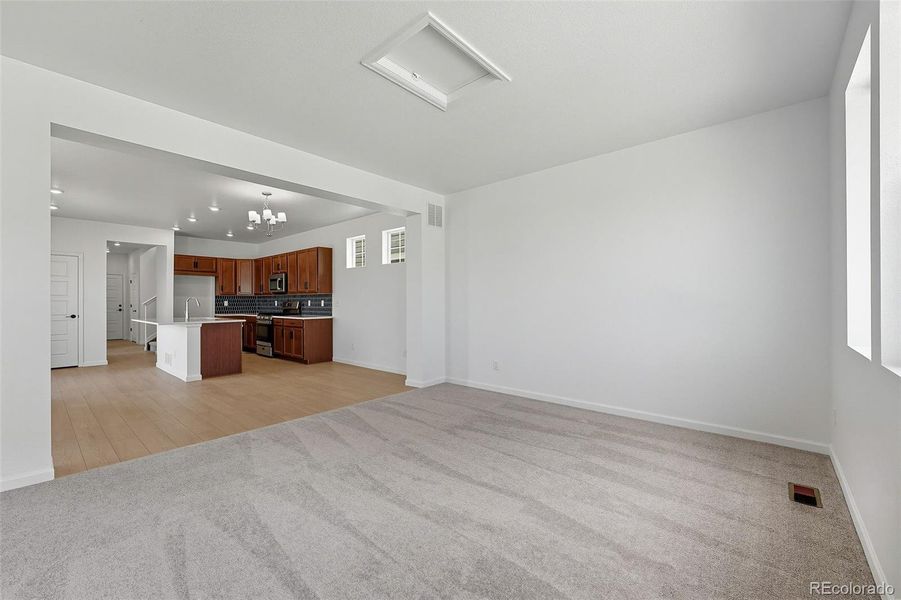 3289 N Duquesne Way ~ Ready Now