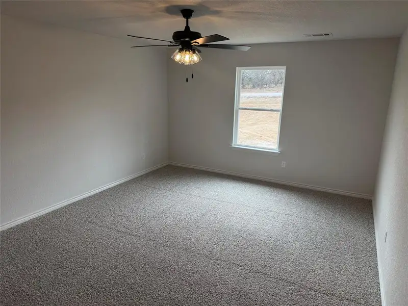 Spacious, unfurnished interior of a new home in , Azle (Image 5).