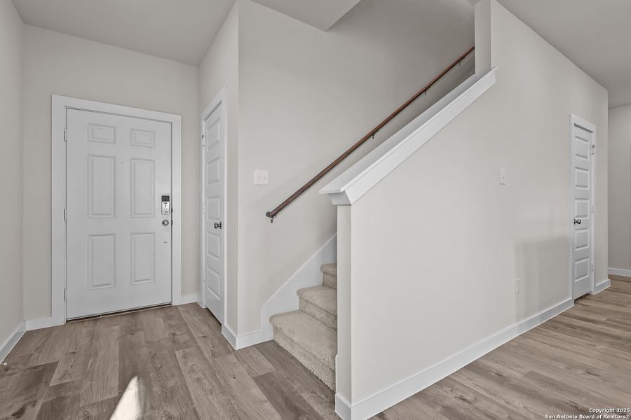 Spacious, unfurnished interior of a new home in Applewhite Meadows, San Antonio (Image 28). Spacious, unfurnished interior of a new home in Applewhite Meadows, San Antonio (Image 28).