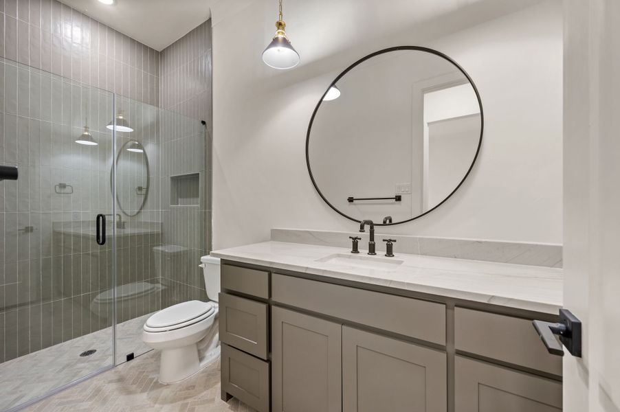 Furnished interior view inside a new home in Montclair, Prosper (Image 13).