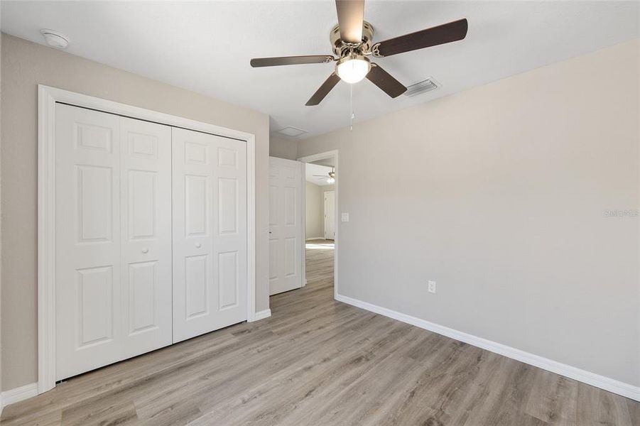 Spacious, unfurnished interior of a new home in , Citrus Springs (Image 10).