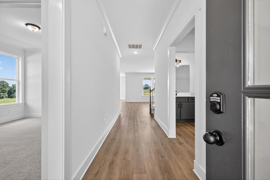 Spacious, unfurnished interior of a new home in Magnolia Ridge, Monroe (Image 18).