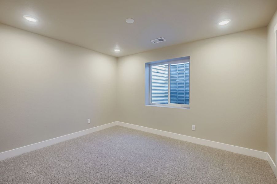 Spacious, unfurnished interior of a new home in Country Club Reserve – Fort Collins, Fort Collins (Image 19).