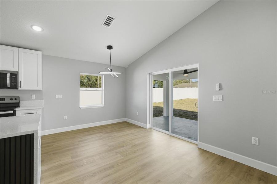 Spacious, unfurnished interior of a new home in , Ocala (Image 13).