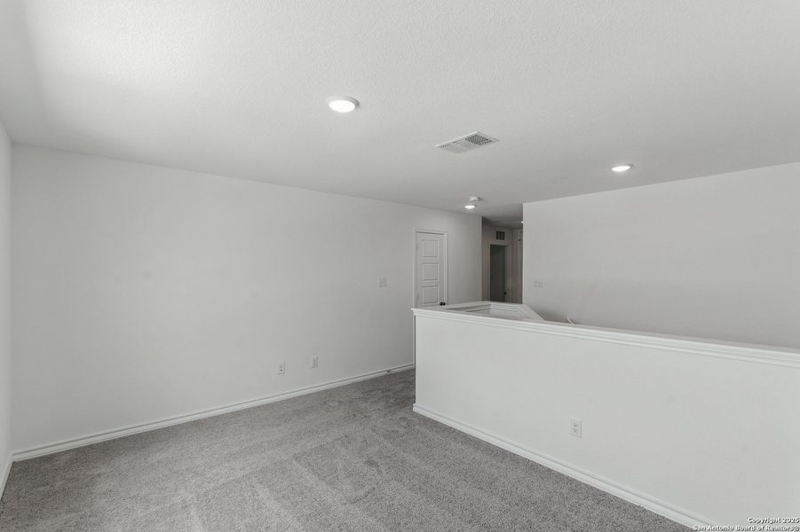 Spacious, unfurnished interior of a new home in Lily Springs, Seguin (Image 21). Spacious, unfurnished interior of a new home in Lily Springs, Seguin (Image 21).