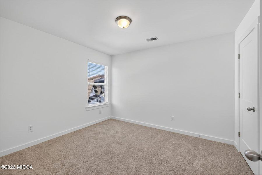 Spacious, unfurnished interior of a new home in Robins Estates, Warner Robins (Image 23).