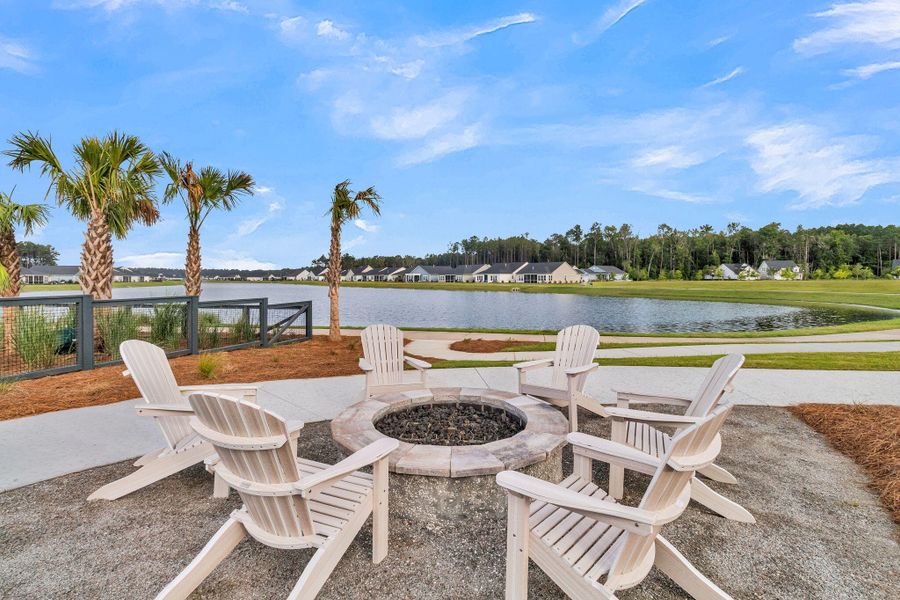 Community amenities in Horizons at Summers Corner | 55+, Summerville (Image 49).