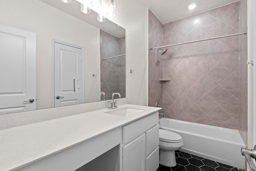 Furnished interior view inside a new home in Salerno - Heritage Collection, Round Rock (Image 7). Furnished interior view inside a new home in Salerno - Heritage Collection, Round Rock (Image 7).