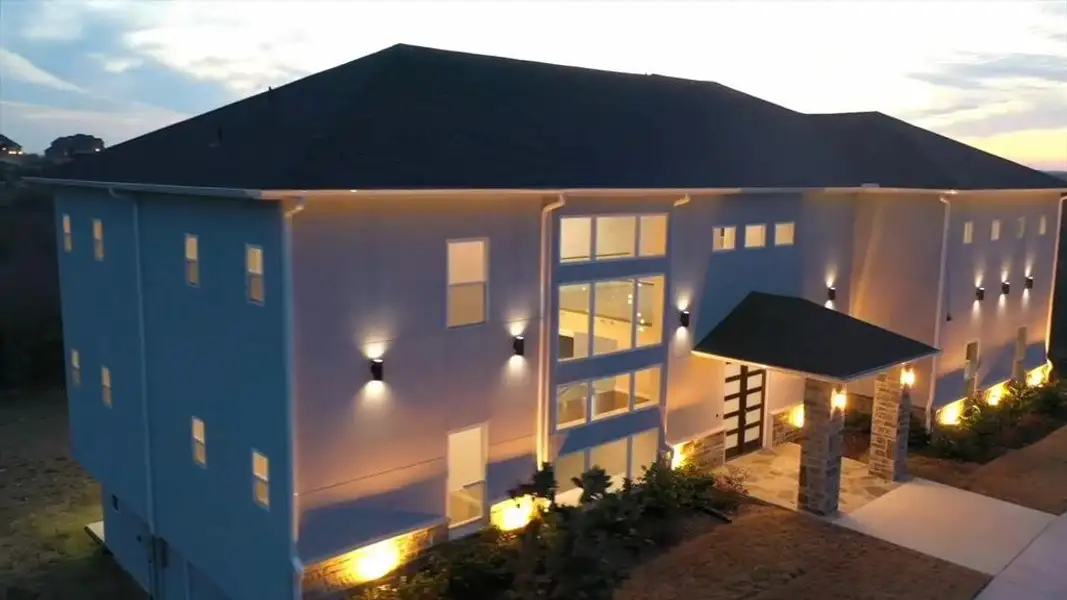 View of front of property featuring stucco siding