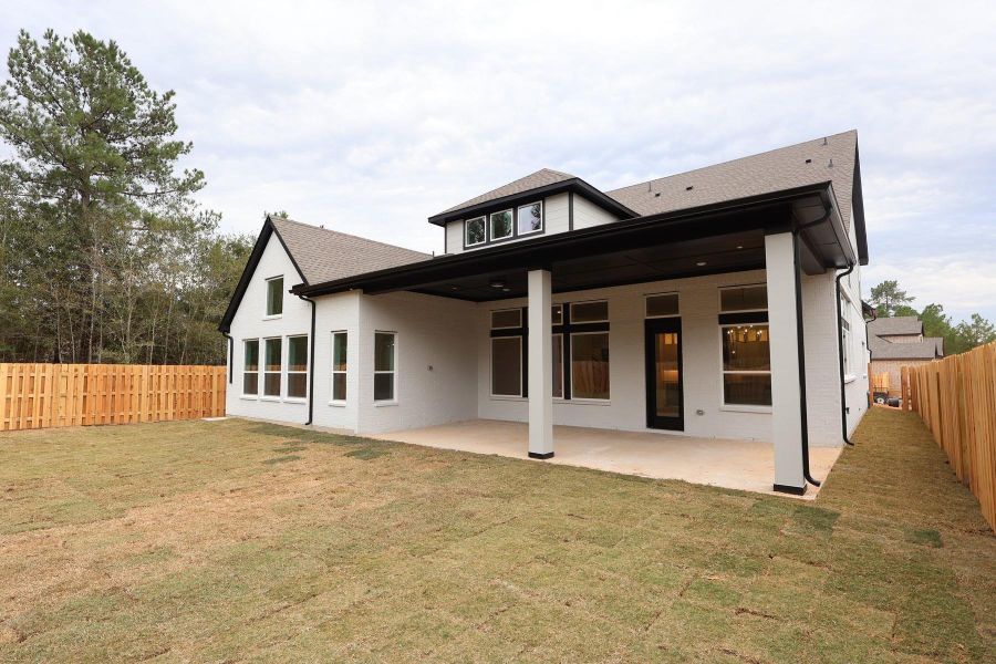 Big covered patio is plumbed for gas and wired for future speakers. Big covered patio is plumbed for gas and wired for future speakers.