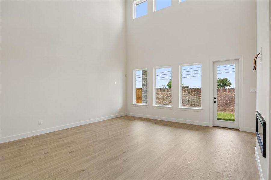 Plenty of room to host family and friends in this outstanding family room!