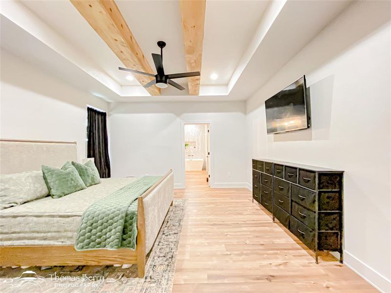 Furnished interior view inside a new home in , Abilene (Image 13).