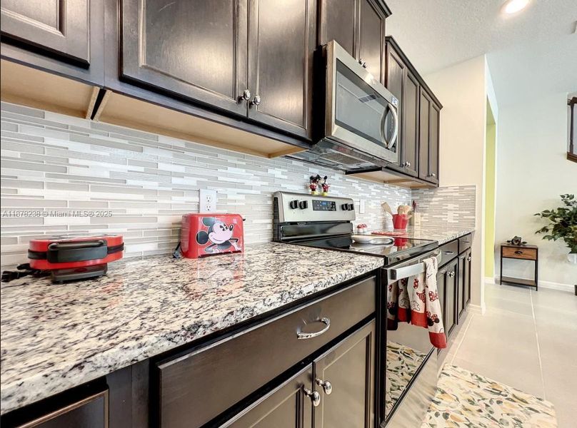 Furnished interior view inside a new home in , Davenport (Image 12).