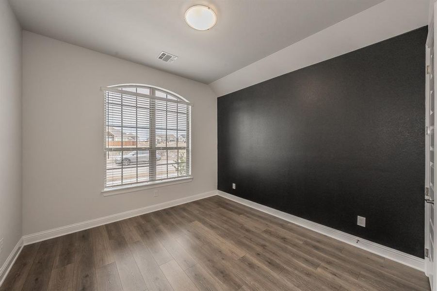 Spacious, unfurnished interior of a new home in Karis, Crowley (Image 34).