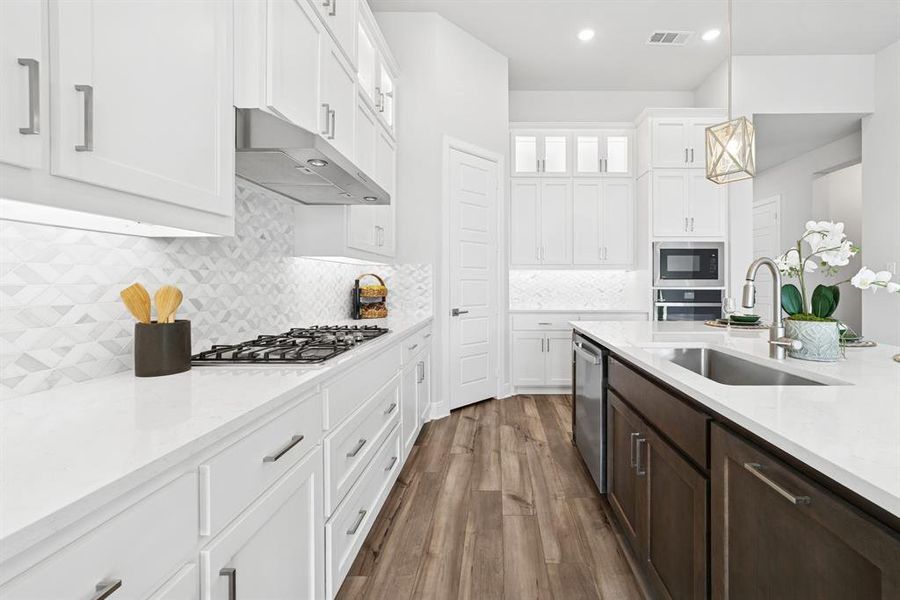 Furnished interior view inside a new home in Sandbrock Ranch, Aubrey (Image 8). Furnished interior view inside a new home in Sandbrock Ranch, Aubrey (Image 8).