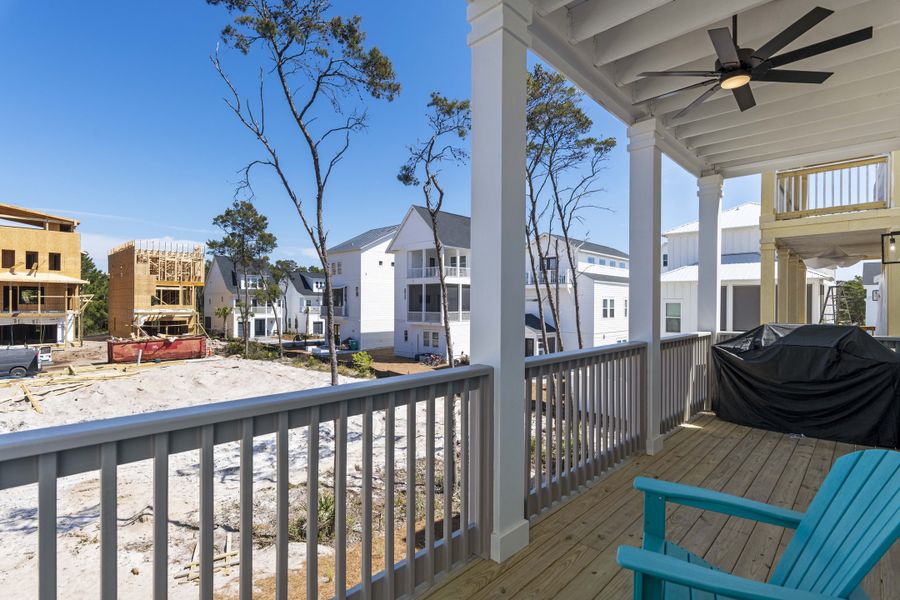 Exterior details and patio area of a home in Twin Palms, Inlet Beach (Image 25).