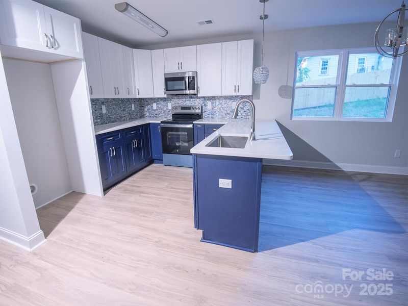 Furnished interior view inside a new home in , Gastonia (Image 6).