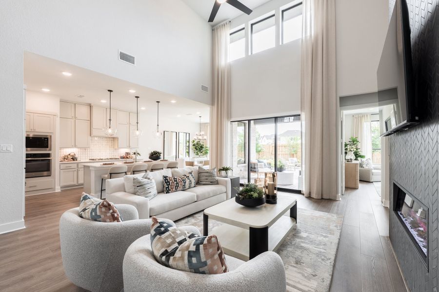 Image 19 representing the Goldeneye by Tri Pointe Homes in Tompkins Reserve, Katy, TX.