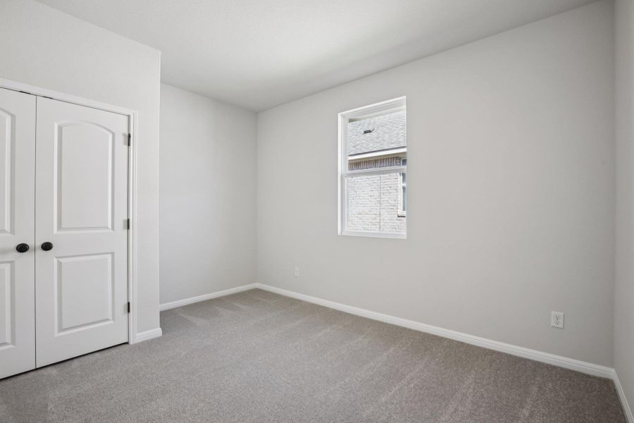 Spacious, unfurnished interior of a new home in Berry Creek Highlands, Georgetown (Image 9).