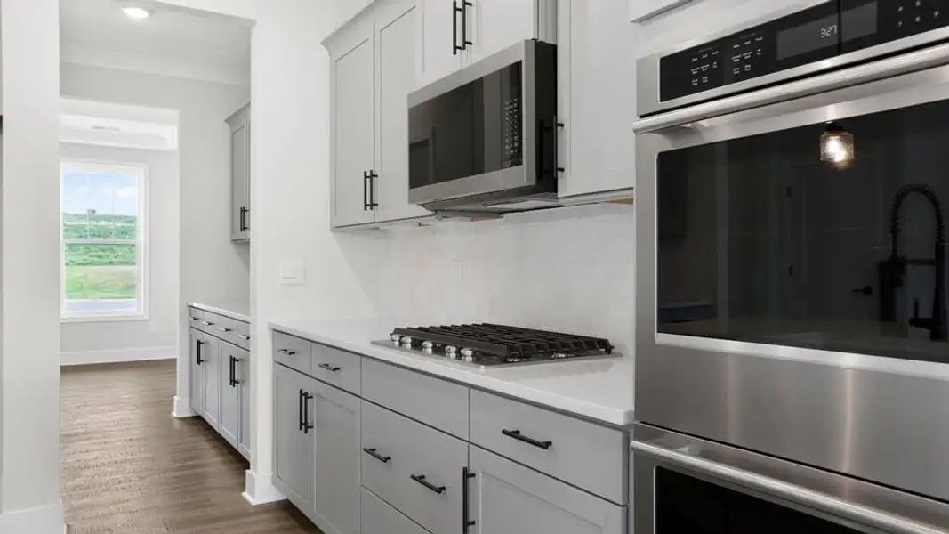 Furnished interior view inside a new home in Cottonwood Ridge, Piedmont (Image 10).
