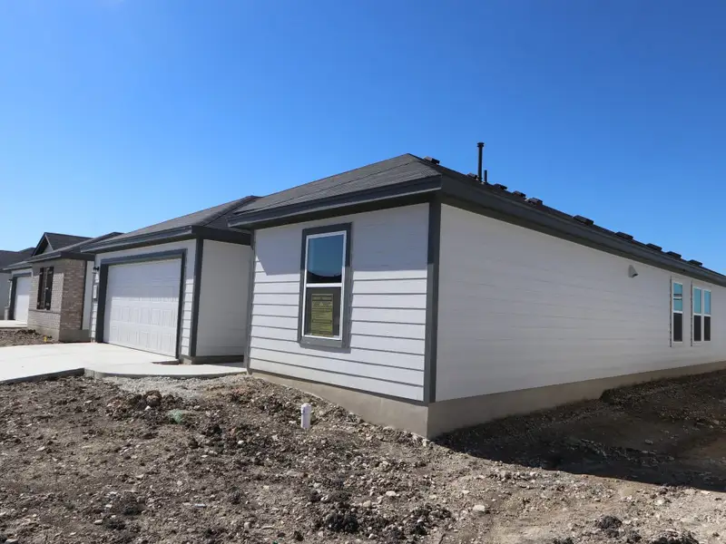 Exterior details and patio area of a home in Marble Creek Crossing, Austin (Image 1). Exterior details and patio area of a home in Marble Creek Crossing, Austin (Image 1).
